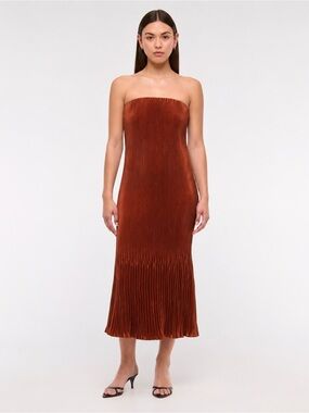 Abercrombie & Fitch | Dresses | The Af Camille Strapless Godet Midi Dress | Poshmark Abercrombie & Fitch | Dresses | The Af Camille Strapless Godet Midi Dress | Poshmark